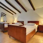 Viola Villa *
