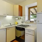 Viola Villa Krnica