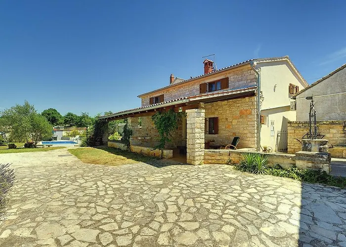 Viola Villa *