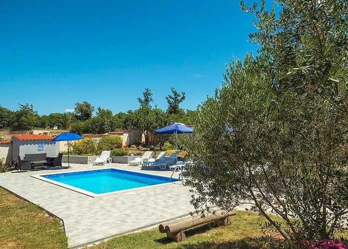 Viola Villa